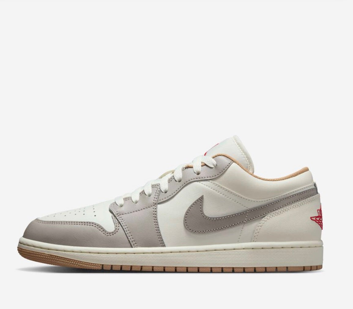 Air Jordan 1 Low Men's Shoes